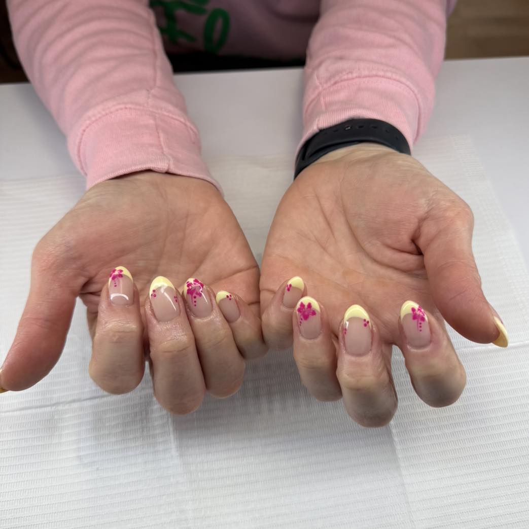 Custom nail art by Jaide