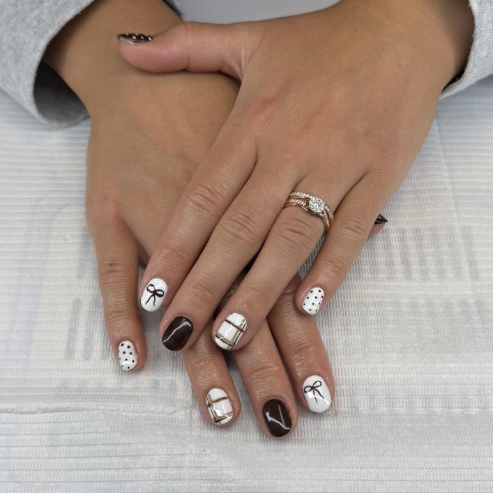 Custom nail art by Jaide