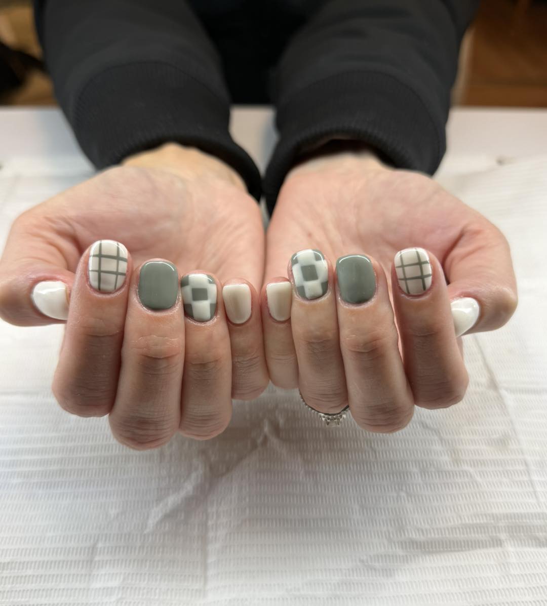 Custom nail art by Jaide