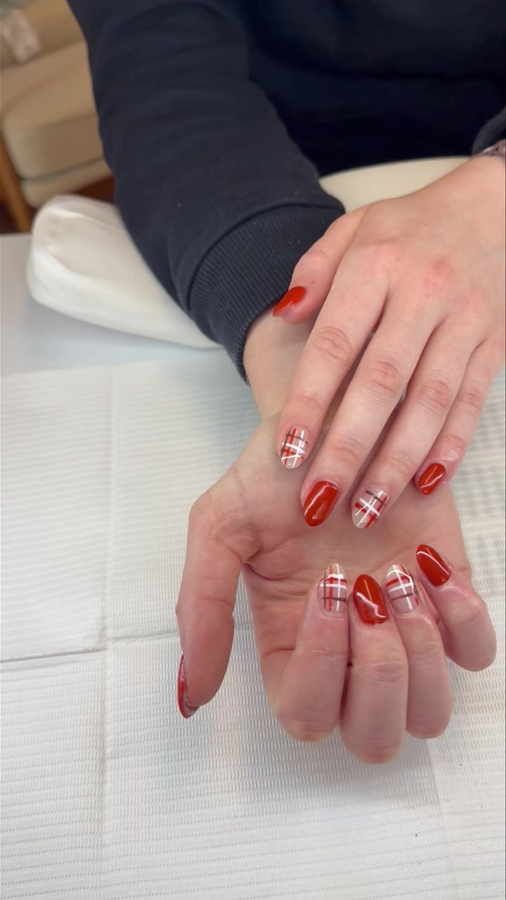Custom nail art by Jaide