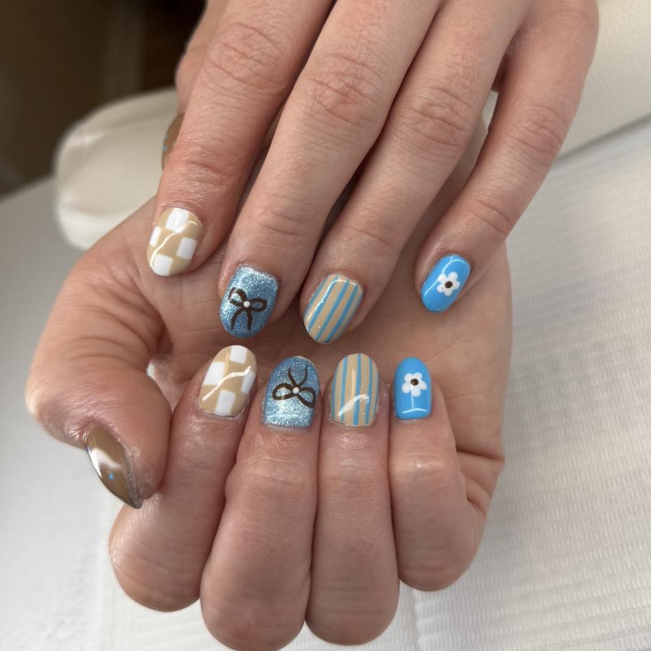 Custom nail art by Jaide
