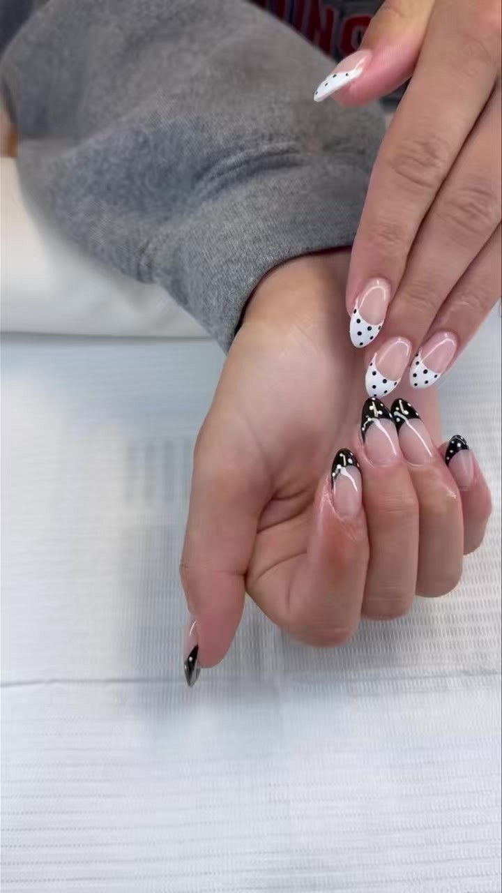 Custom nail art by Jaide